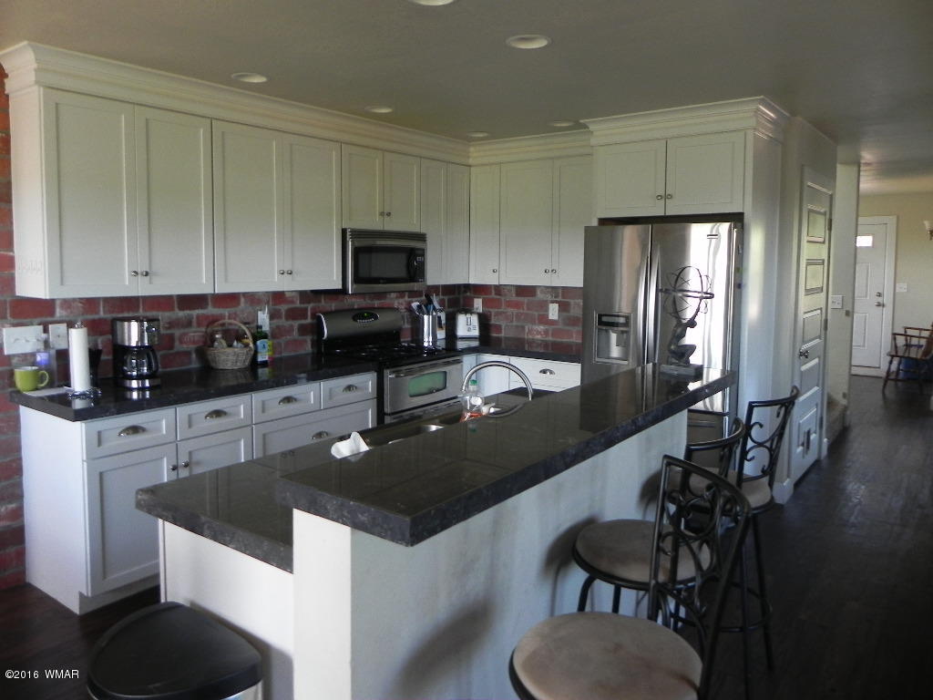 7540 Shumway Road Show Low, AZ 85901 - Photo 5 of 42