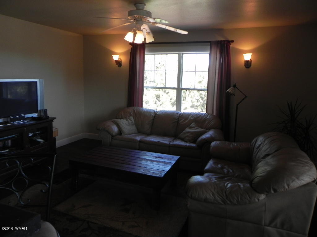 7540 Shumway Road Show Low, AZ 85901 - Photo 8 of 42