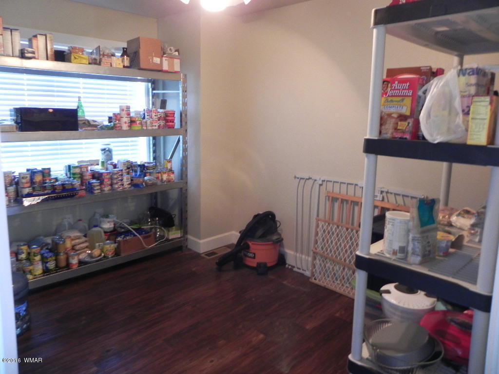 7540 Shumway Road Show Low, AZ 85901 - Photo 10 of 42