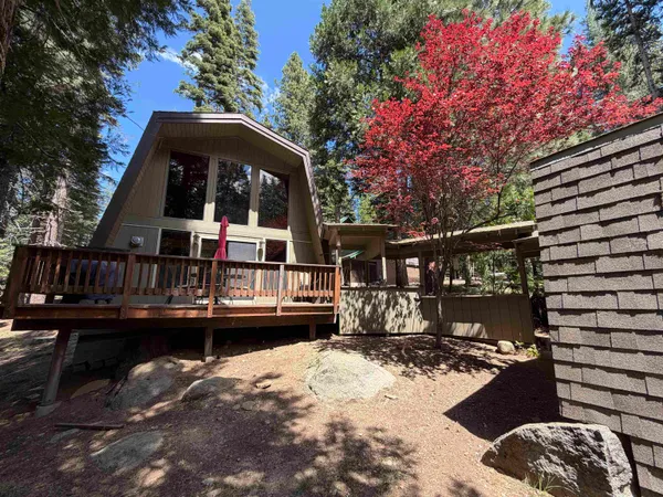 $485,000 | 105 Marion Trail, Lake Almanor West, CA 96020