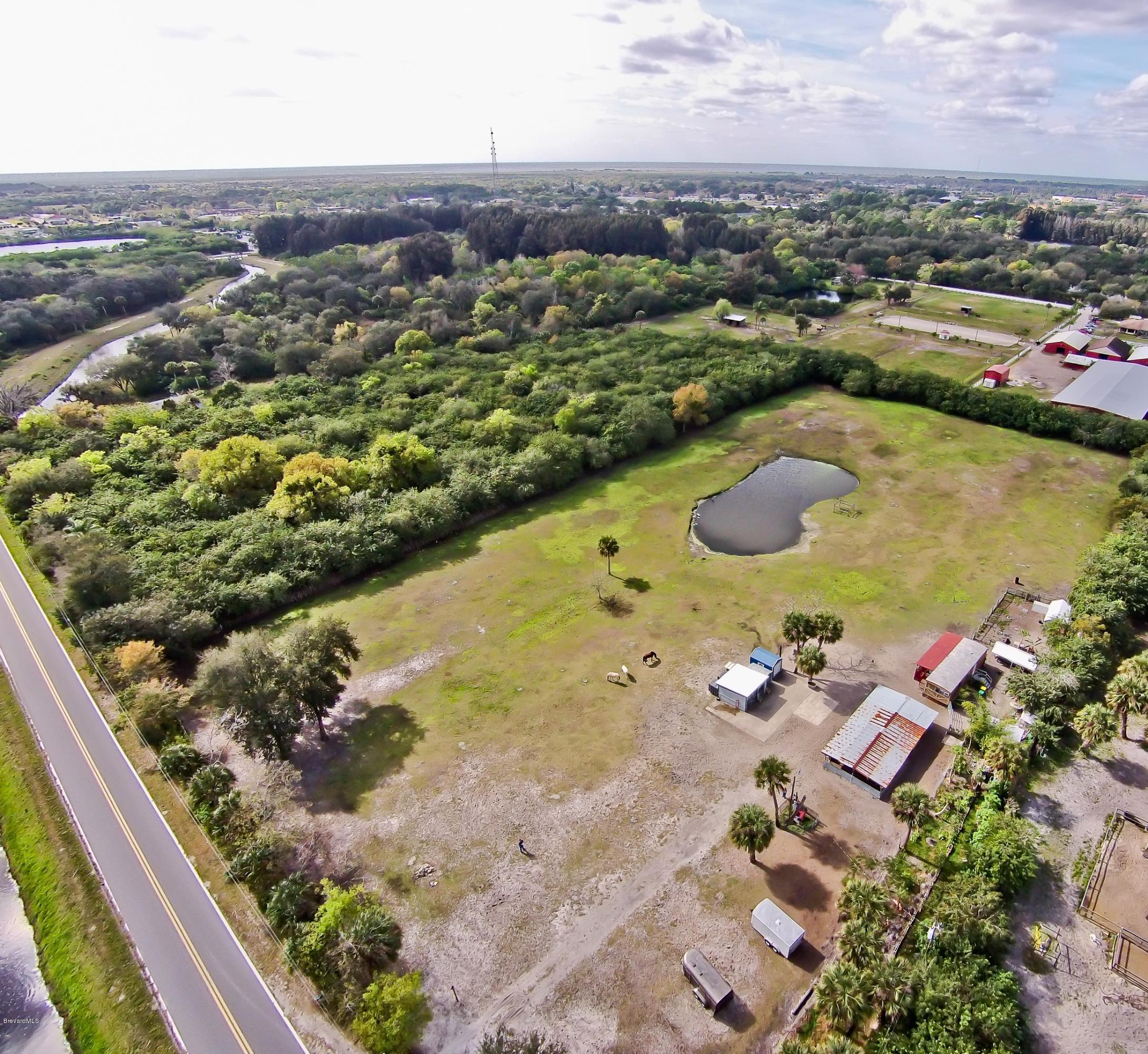 600 Gray Road Cocoa, FL 32926 - Photo 1 of 17 600 Gray-10