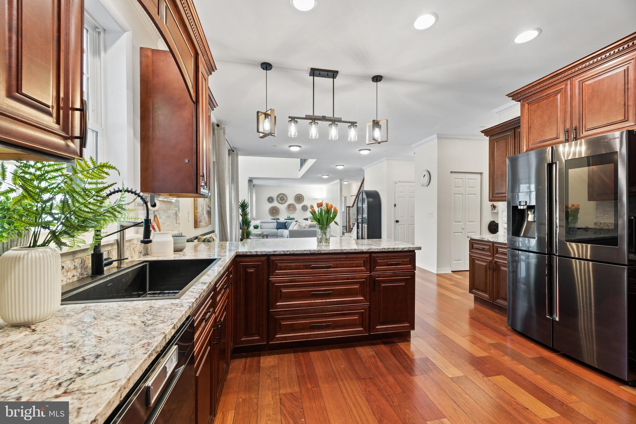 8304 Lark Brown Road Columbia, MD 21045 - Photo 8 of 43 Gallery Image 8