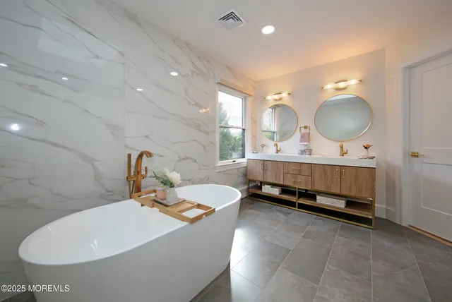 $1,580,000 | 20 Buckingham Drive, Asbury Park, NJ 07712