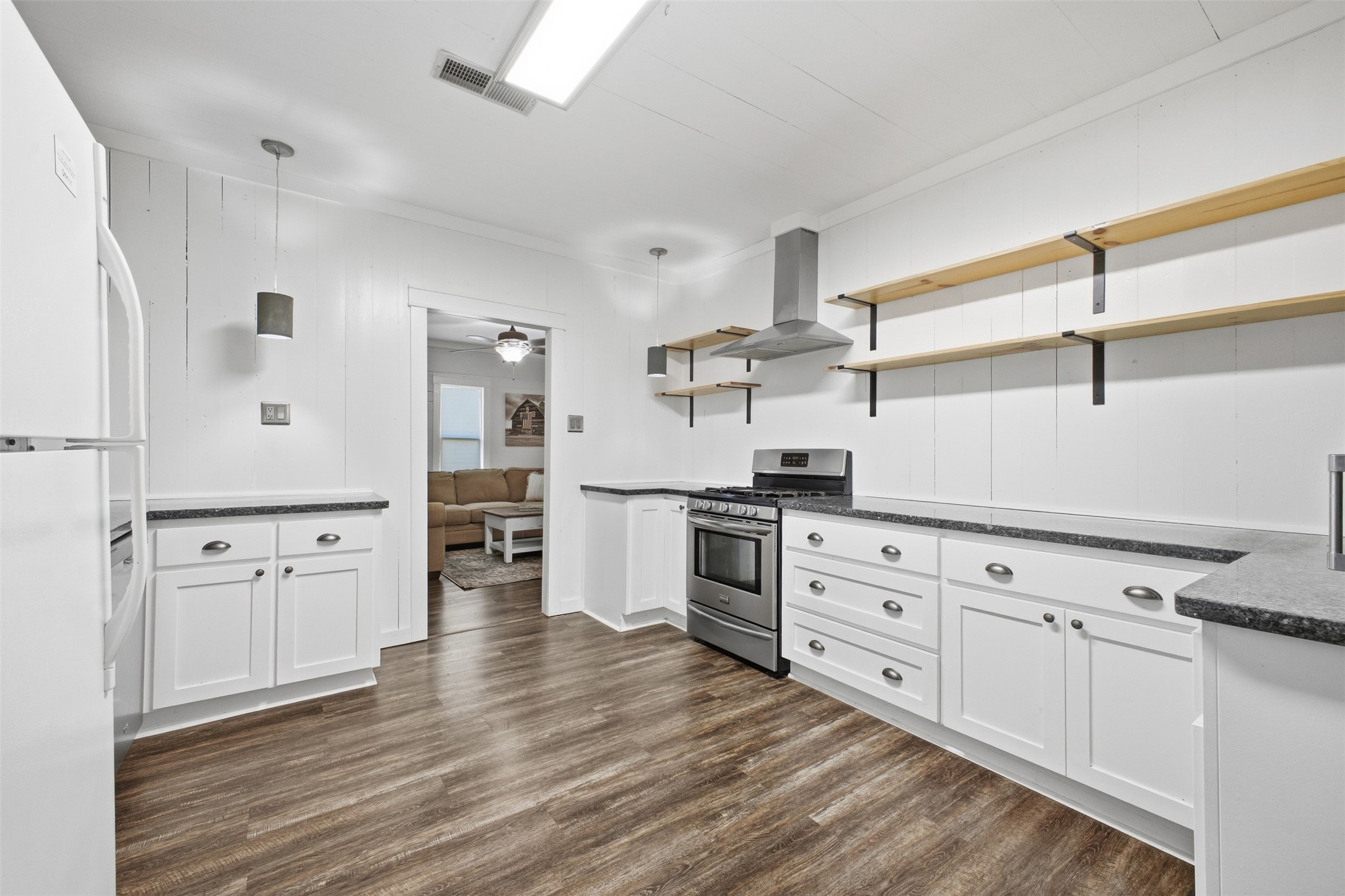 1903 Tigerpoint Road Brenham, TX 77833 - Photo 7 of 27