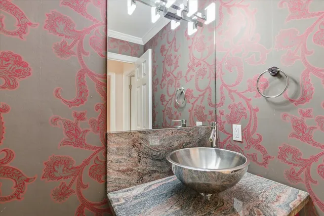 $675,000 | 602 Middlebrooks Circle, Tallahassee, FL 32312