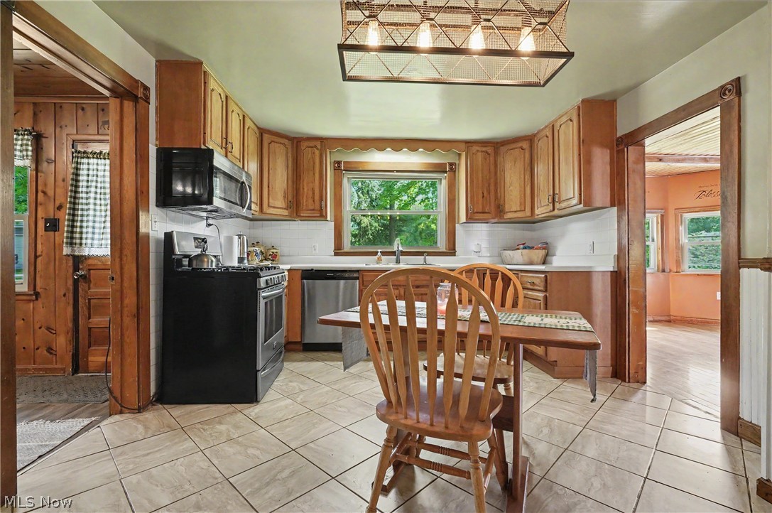 1911 Oriel Rodgers Road Girard, OH 44420 - Photo 13 of 47