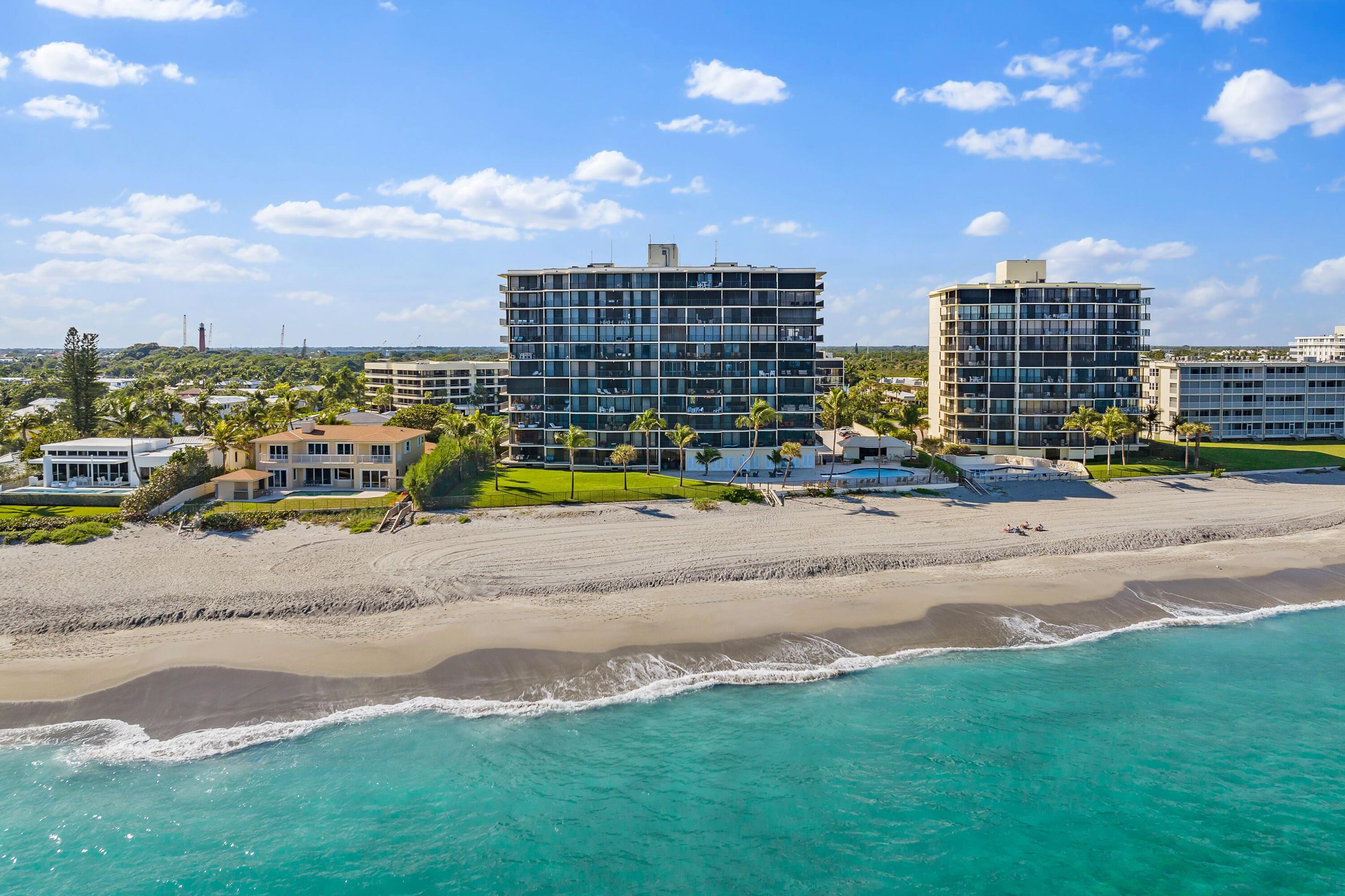100 South Beach Road, Unit 202 Tequesta, FL 33469 - Photo 1 of 41 0DB1D8DD-FAC8-4C4A-B0D5-399DC6221A04