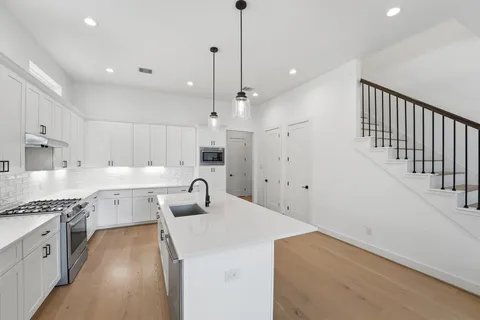 $625,000 | 5004 Darling Street, Houston, TX 77007