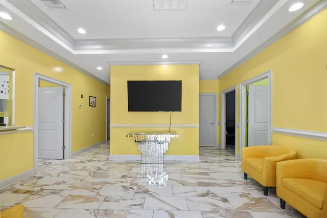 $3,500 | 1824 Miccosukee Commons Drive, Unit 1, Tallahassee, FL 32308