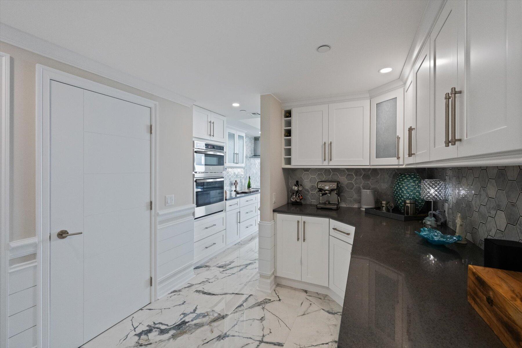 3322 Casseekey Island Road, Unit PH2 Jupiter, FL 33477 - Photo 20 of 52 20-DSC_3080