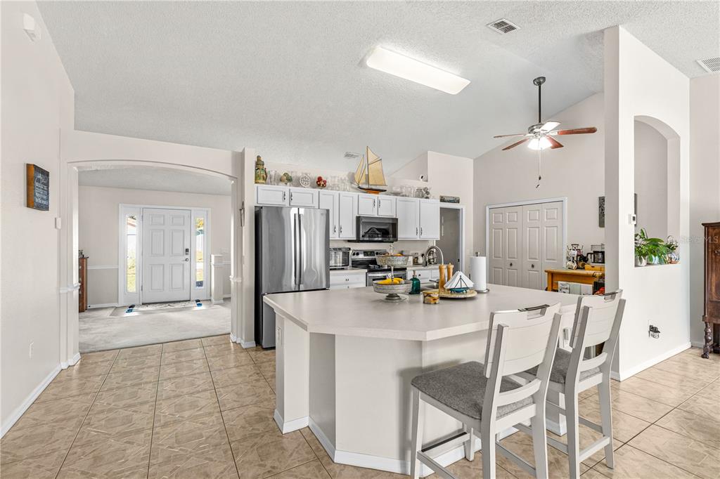 341 Mariners Gate Drive Edgewater, FL 32141 - Photo 15 of 41