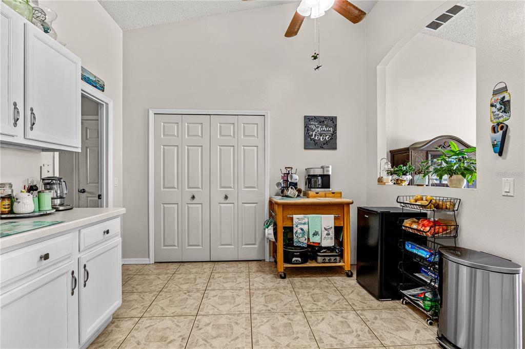 341 Mariners Gate Drive Edgewater, FL 32141 - Photo 16 of 41