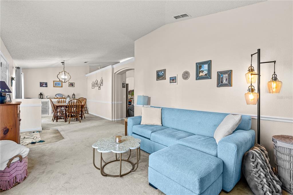 341 Mariners Gate Drive Edgewater, FL 32141 - Photo 9 of 41