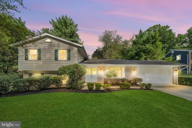 $940,000 | 11905 Ambleside Drive, Potomac, MD 20854