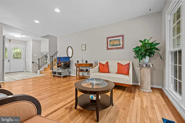 $940,000 | 11905 Ambleside Drive, Potomac, MD 20854