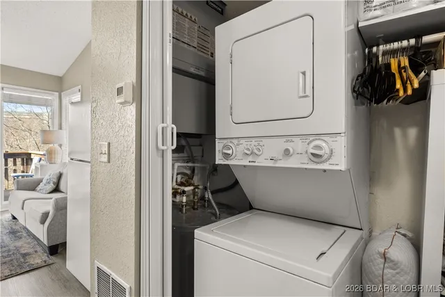 $129,900 | 163 Southwood Shores Place, Unit 3D, Lake Ozark, MO 65049