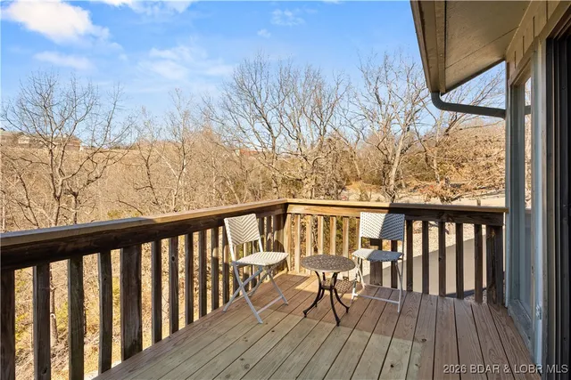 $129,900 | 163 Southwood Shores Place, Unit 3D, Lake Ozark, MO 65049