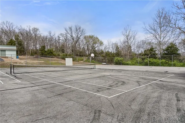 $129,900 | 163 Southwood Shores Place, Unit 3D, Lake Ozark, MO 65049