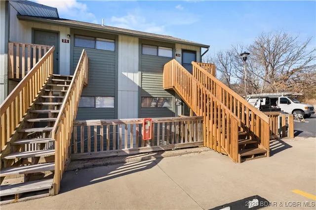 $129,900 | 163 Southwood Shores Place, Unit 3D, Lake Ozark, MO 65049