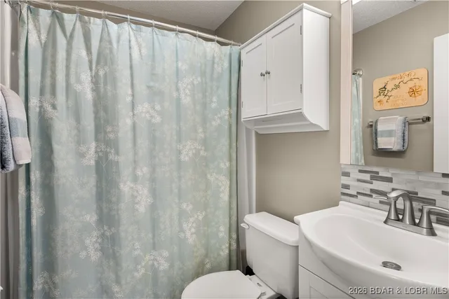 $129,900 | 163 Southwood Shores Place, Unit 3D, Lake Ozark, MO 65049