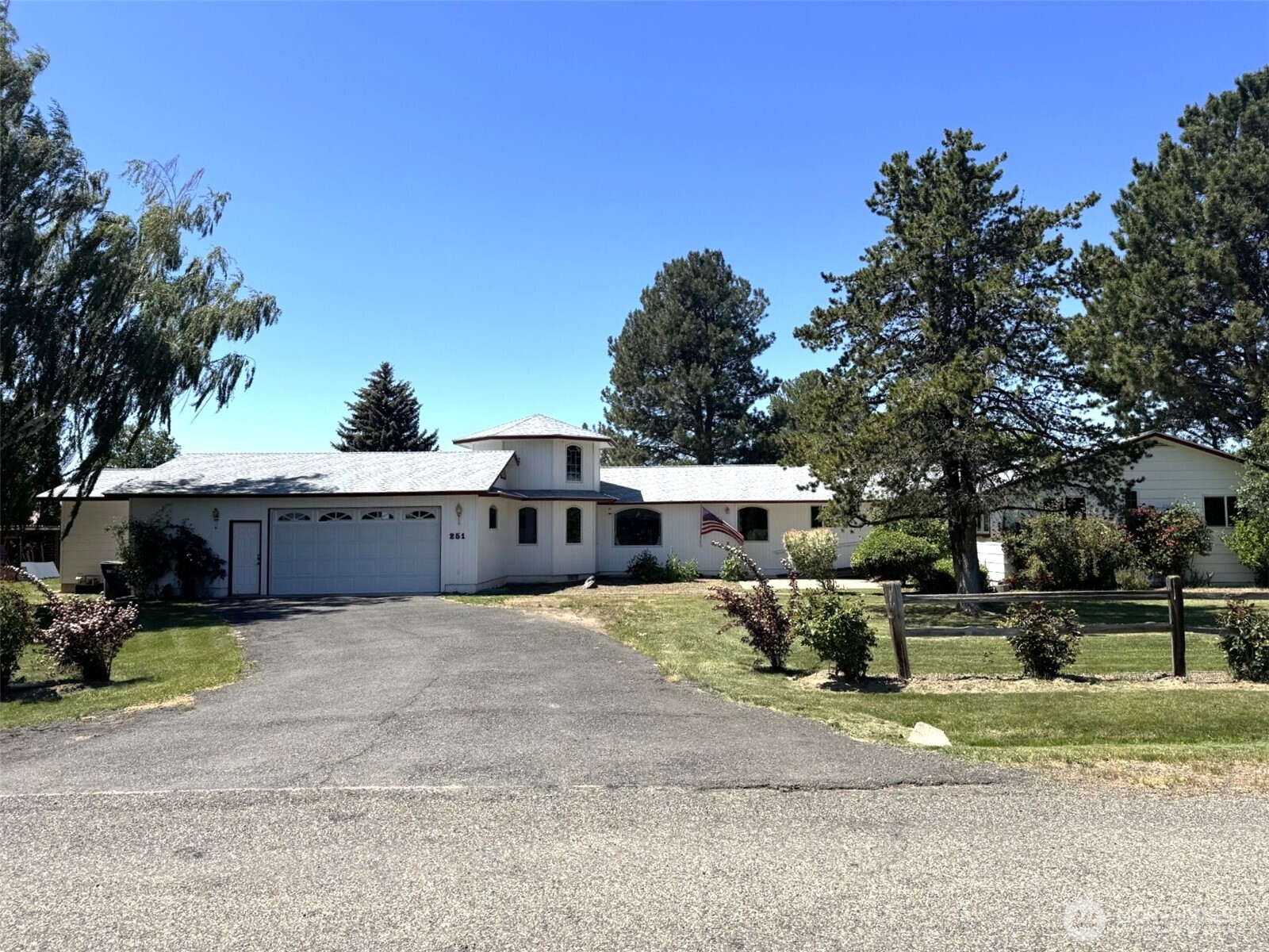 251 Broadview Road Ellensburg, WA 98926 - Photo 1 of 38 Gallery Image 1