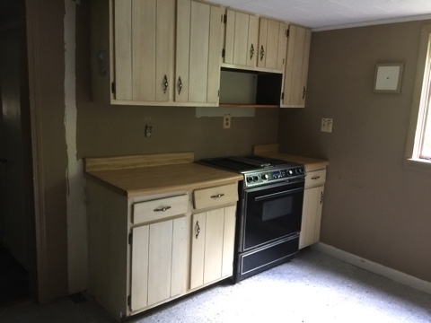 264 Tower Hill Road Candia, NH 03034 - Photo 5 of 12 Gallery Image 5