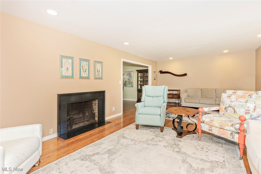 2978 Winthrop Road Cleveland, OH 44120 - Photo 3 of 19 Gallery Image 3