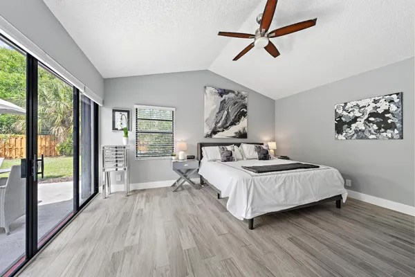 $895,000 | 2596 La Cristal Circle, Palm Beach Gardens, FL 33410