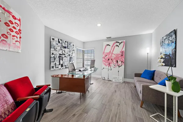 $895,000 | 2596 La Cristal Circle, Palm Beach Gardens, FL 33410