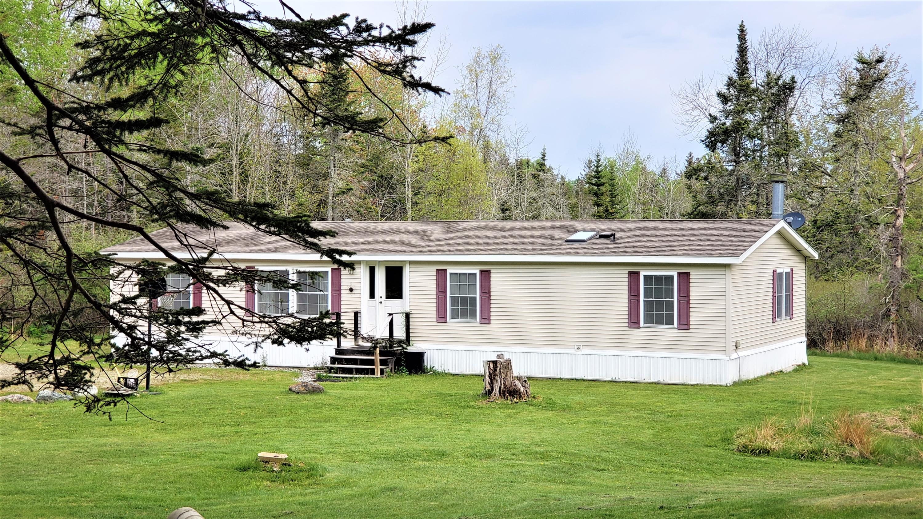 19 Honey Road Little Deer Isle, ME 04650 - Photo 4 of 27 Outside 6