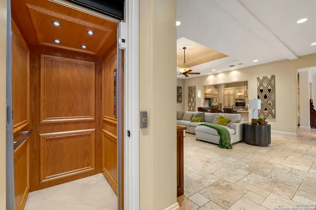 a view of a workspace with furniture