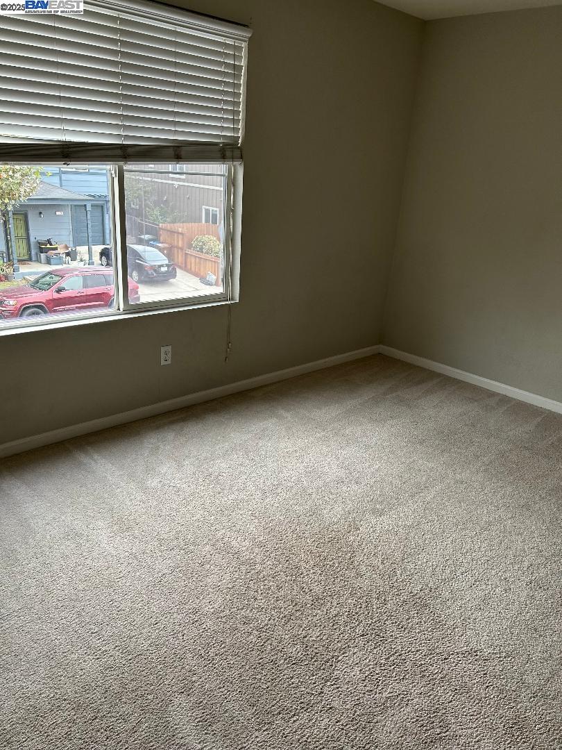 112 Gibson Avenue Bay Point, CA 94565 - Photo 17 of 19 a view of room and window