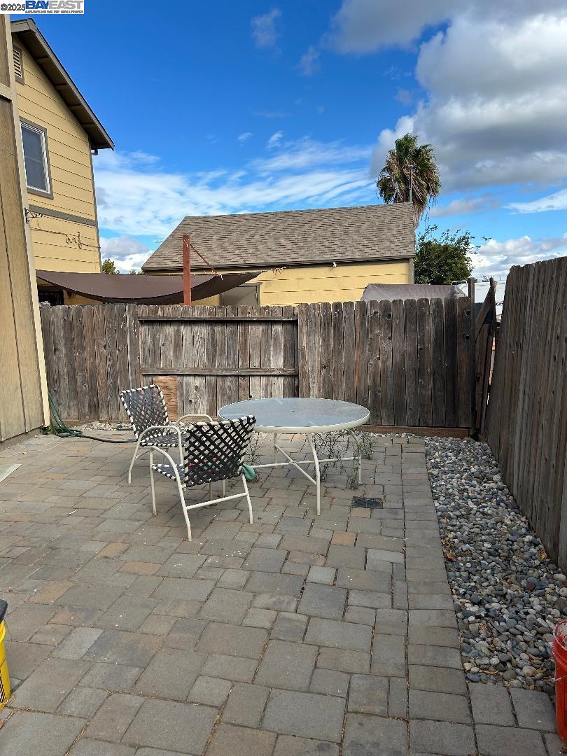 112 Gibson Avenue Bay Point, CA 94565 - Photo 19 of 19 a lawn chairs sitting in patio of a house