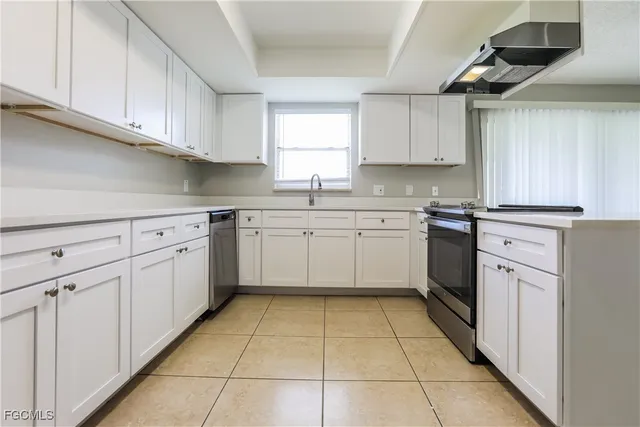 $2,145 | 64 Golfview Road, Rotonda West, FL 33947