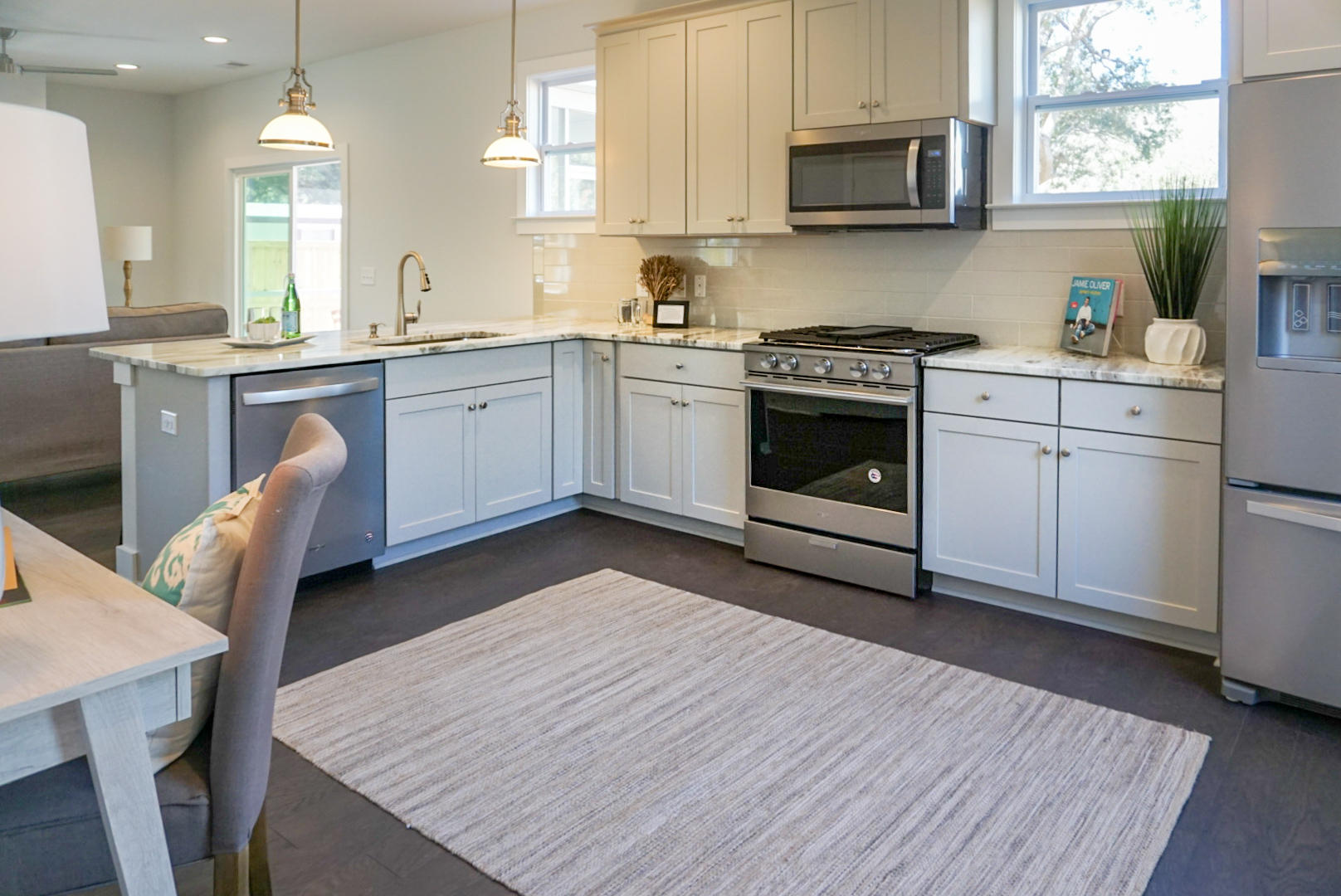 1526 Grimball Rd Extension Charleston, SC 29412 - Photo 16 of 42 1526 GRE Kitchen