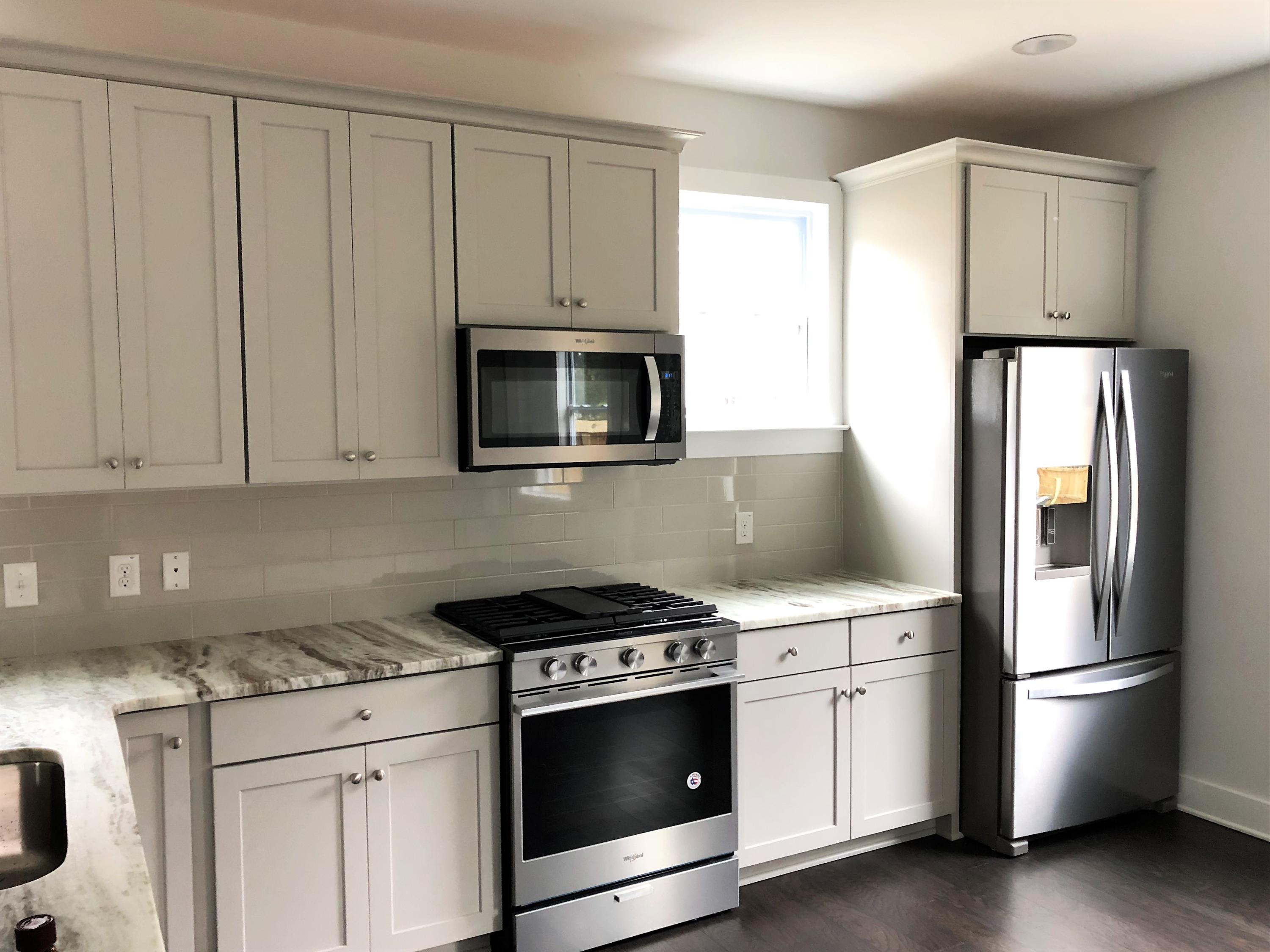 1526 Grimball Rd Extension Charleston, SC 29412 - Photo 20 of 42 Kitchen