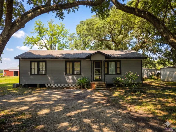 $179,000 | 11483 Beco Road, St. Amant, LA 70774