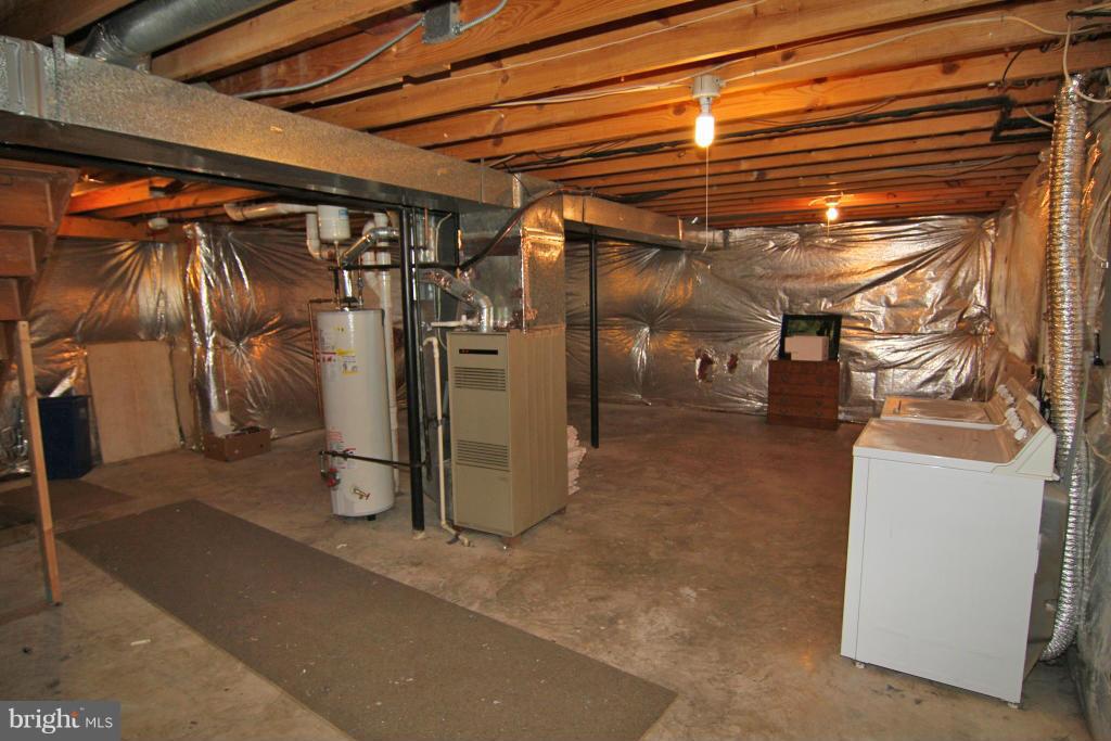 202 Rector Street Sterling, VA 20164 - Photo 26 of 30 Basement