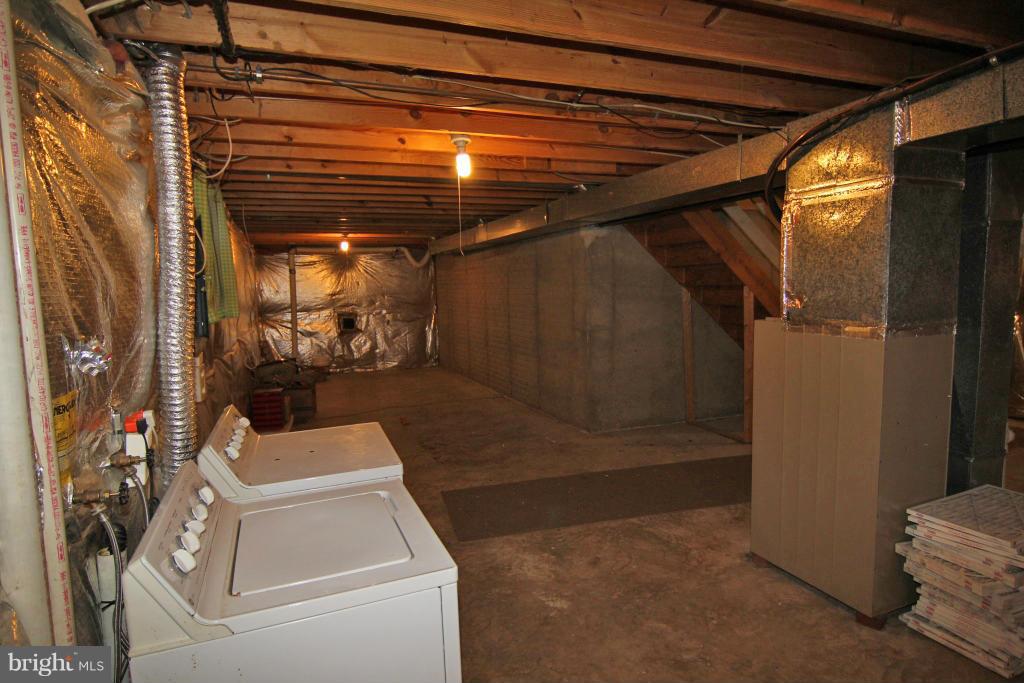 202 Rector Street Sterling, VA 20164 - Photo 28 of 30 Basement