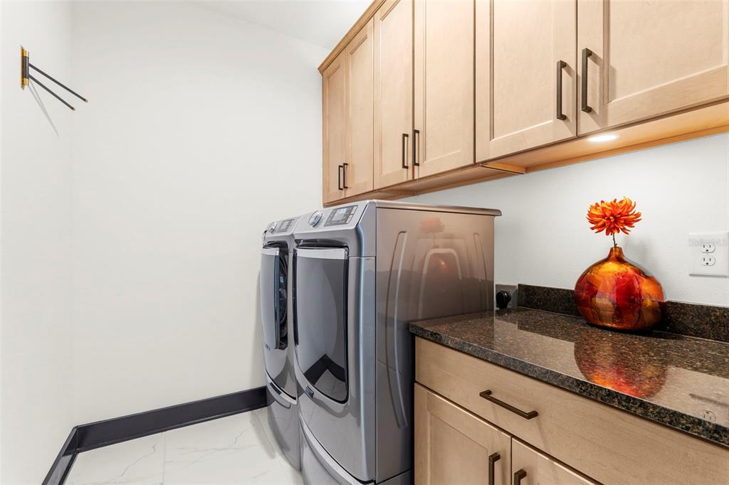 8756 Windlass Cove Palmetto, FL 34221 - Photo 37 of 50