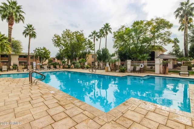 $1,275 | 10030 West Indian School Road, Unit 101, Phoenix, AZ 85037