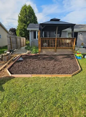 $230,000 | 807 Linden Avenue East, Manitowoc, WI 54220