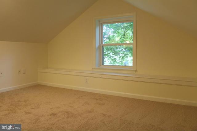2500 Flag Marsh Road Mount Airy, MD 21771 - Photo 25 of 30 Family Room or Den with Built In seating