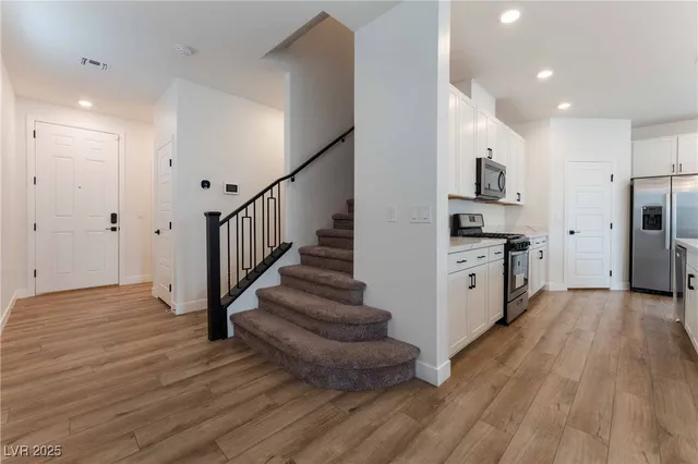 $2,500 | 10613 Adobe Rnch Street, Las Vegas, NV 89141