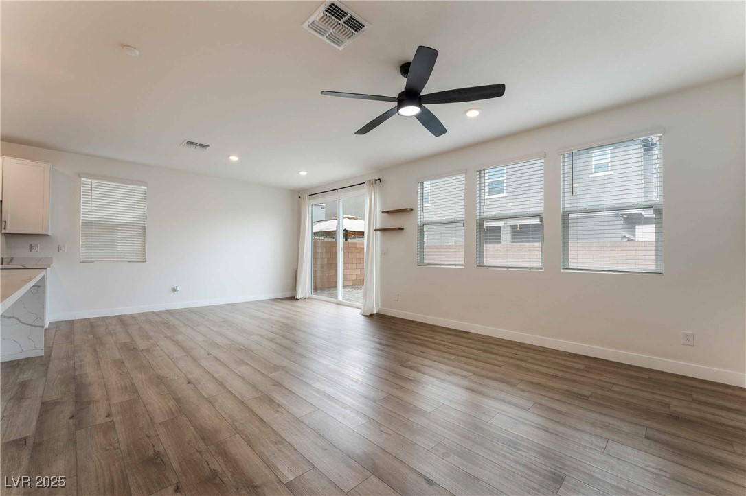 10613 Adobe Rnch Street Las Vegas, NV 89141 - Photo 4 of 22