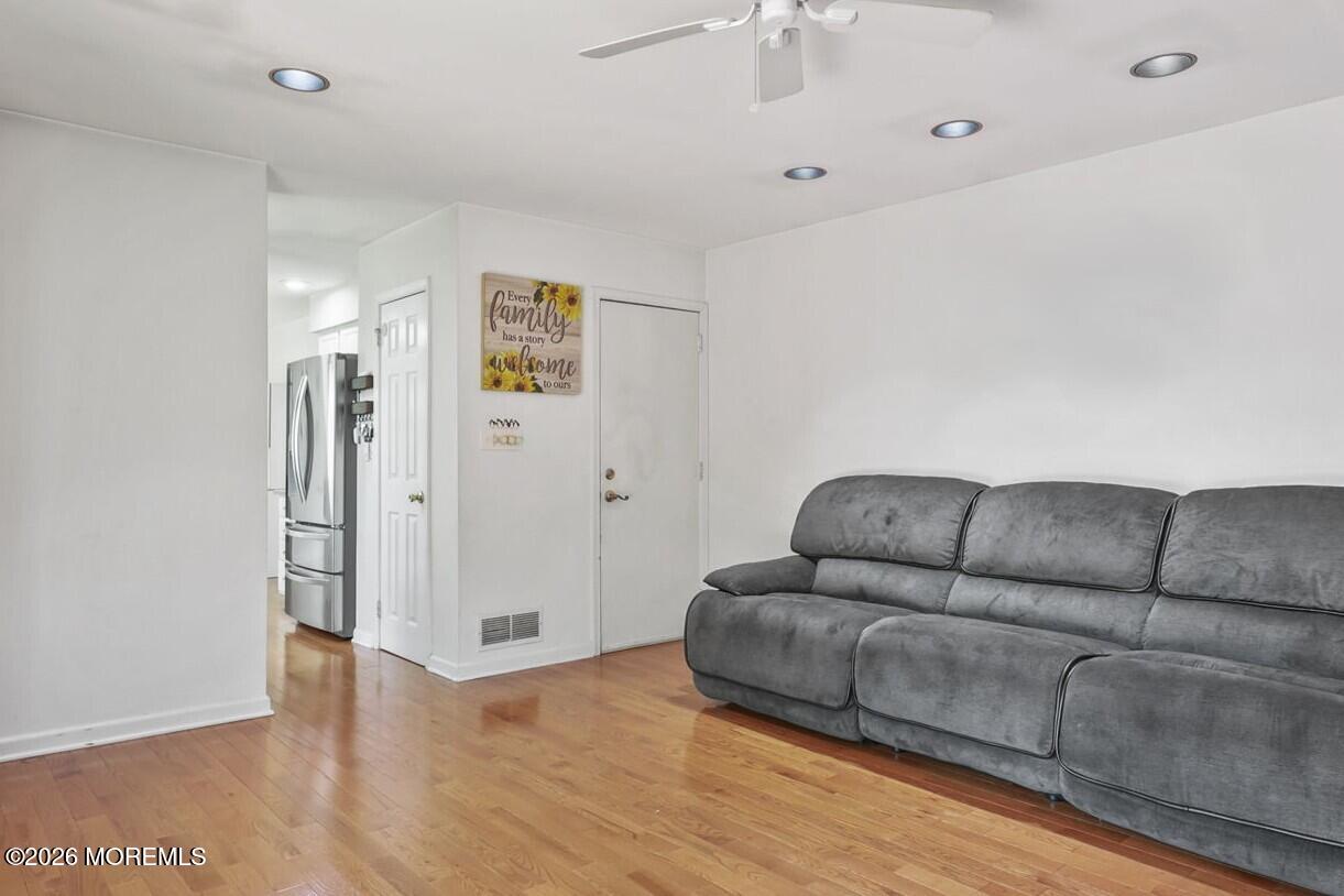 78 Henderson Road Kendall Park, NJ 08824 - Photo 16 of 40 family room