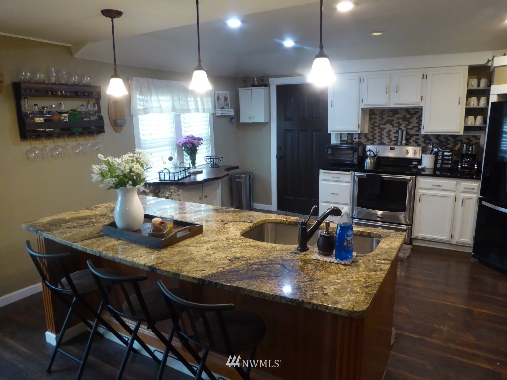 2332 Rice Road Chehalis, WA 98532 - Photo 8 of 23