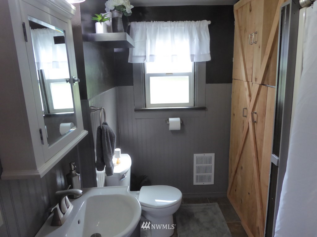 2332 Rice Road Chehalis, WA 98532 - Photo 10 of 23