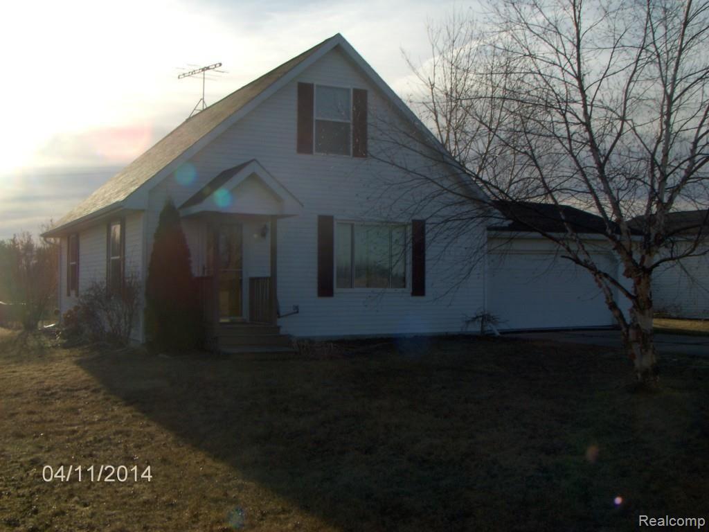 6801 Cade Road Brown City, MI 48416 - Photo 5 of 22 HPIM9237.jpg