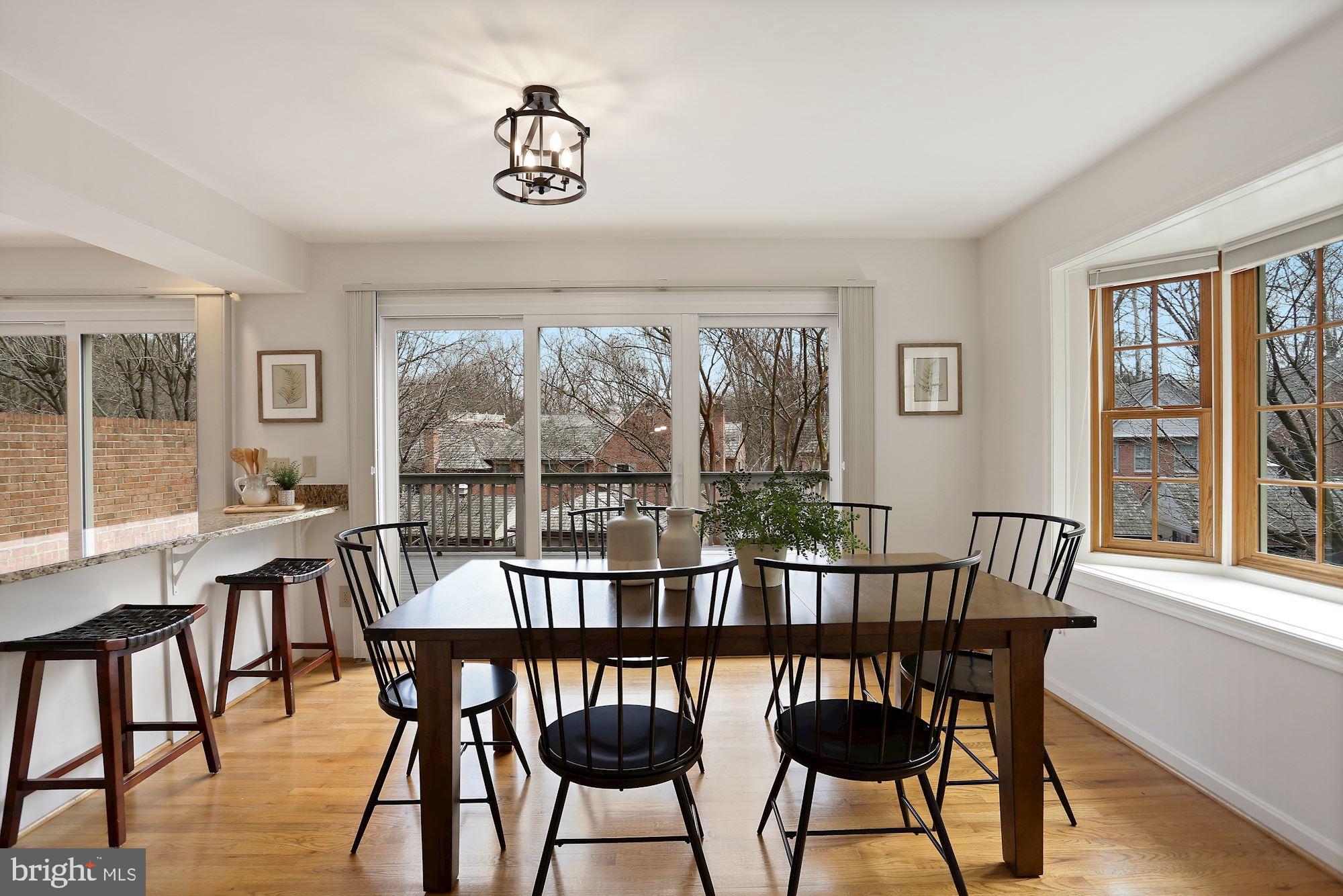 2677 Marcey Road Arlington, VA 22207 - Photo 13 of 43 Eat-in Kitchen